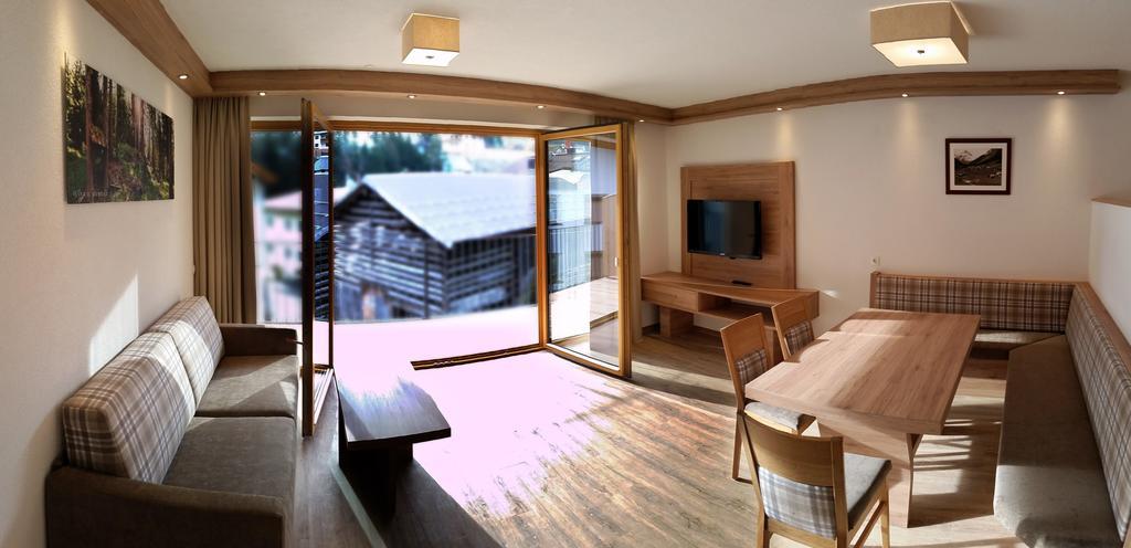 Apart Viva Ischgl Rom bilde